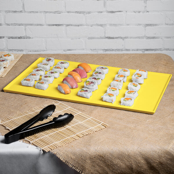 Tablecraft CW2111Y 21" x 12 7/8" Yellow Serving Platter – item 8082111Y image 2