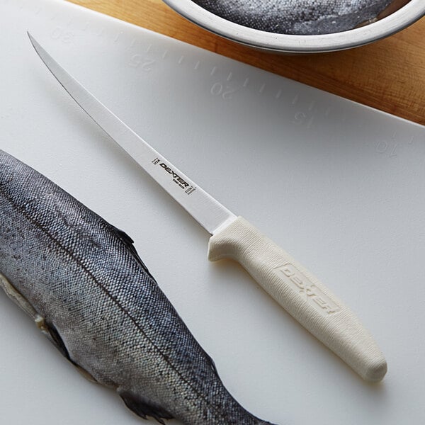 Dexter-Russell 10613 Sani-Safe 7" Narrow Fillet Knife – item 21010613 image 2