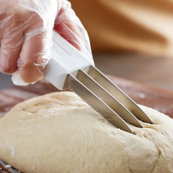 Dexter-Russell 15753 Sani-Safe 3 1/4" 3-Blade Bread Knife – item 21015753 image 2