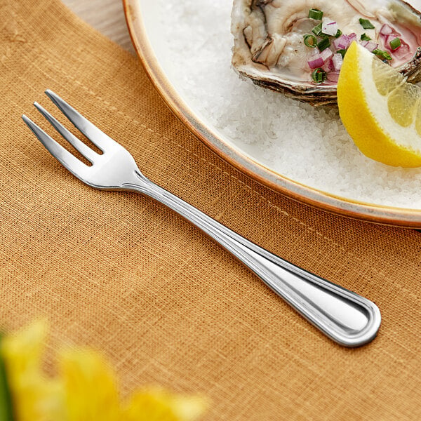 Acopa Edgeworth 5 3/8" Oyster / Appetizer / Cocktail Fork – item 267750807 image 2