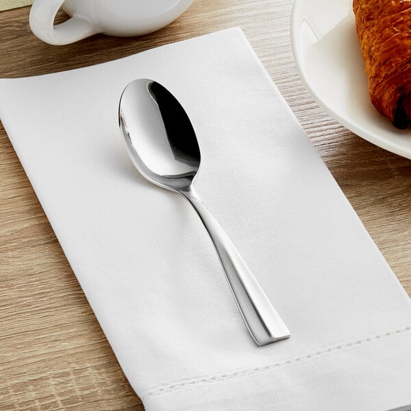 Acopa Ridge 6 5/16" Heavy Teaspoon – item 267820001 image 2