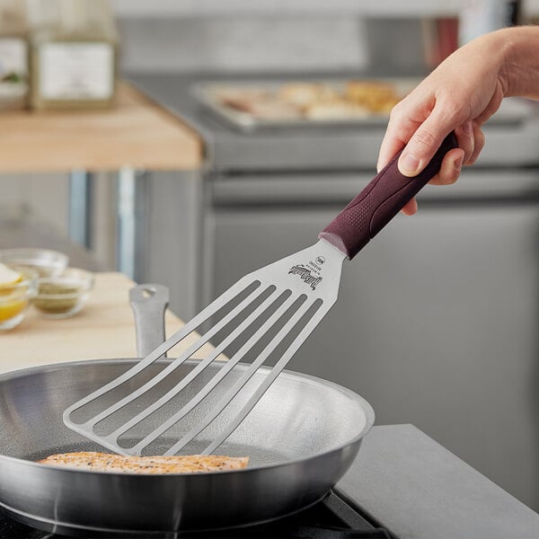 Mercer Culinary M18390 Hell's Fish / Egg Turner / Spatula – item 470M18390 image 2