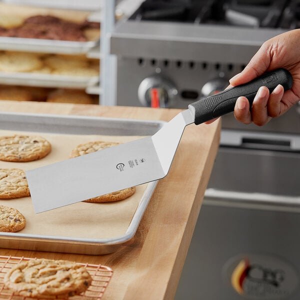 Mercer Culinary M18720 Millennia 6" x 3" Square Edge Turner – item 470M18720 image 2