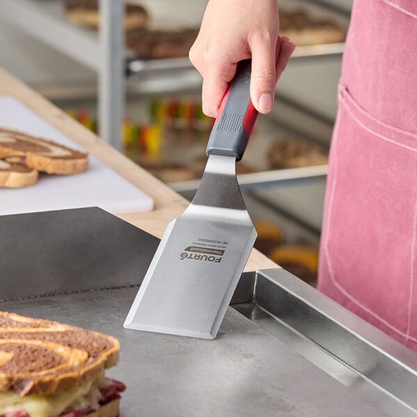 Fourte ThermaGuard 5" x 3" High Heat Turner w/ Nylon Handle – item 483TRNSD53 image 2