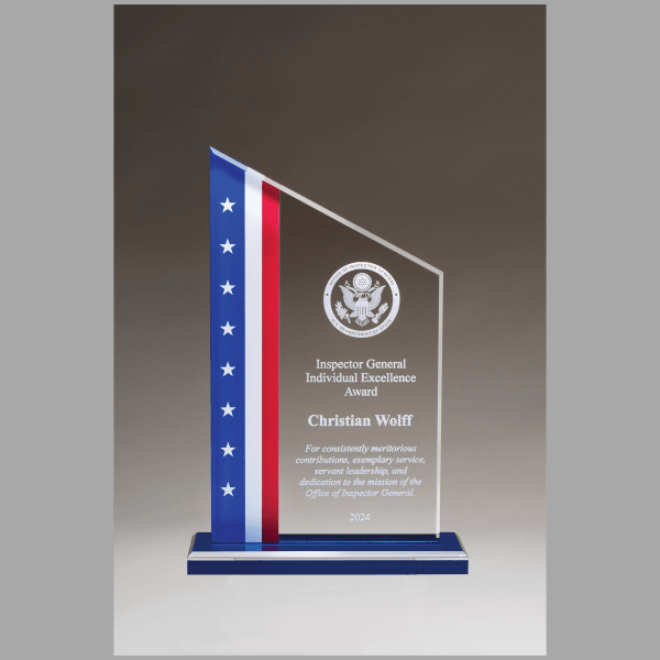 6" x 8.75" Zenith Series Acrylic w/ American Flag Award – item A7207
