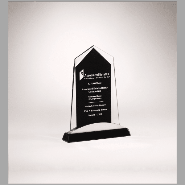 6.625" x 9.875" Apex Series Glass Award, Black Piano Base – item G2414