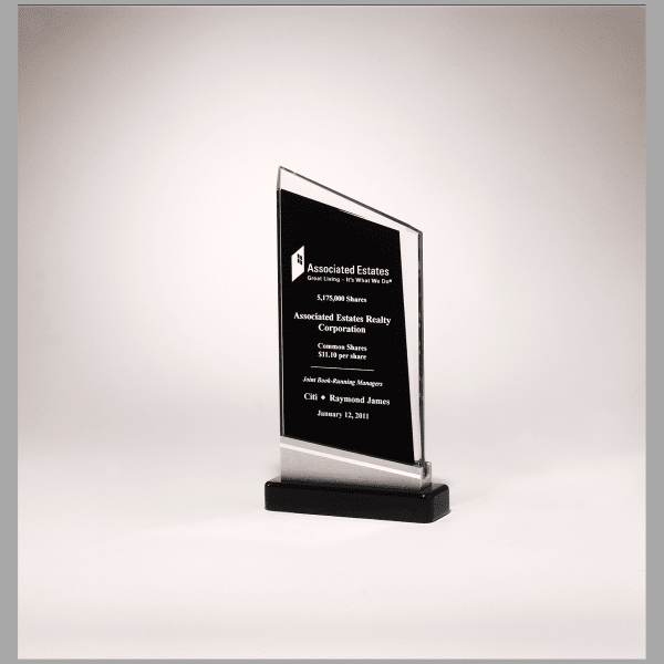 4.75" x 8.875" Zenith Series Glass Award, Black Piano Base – item G2426