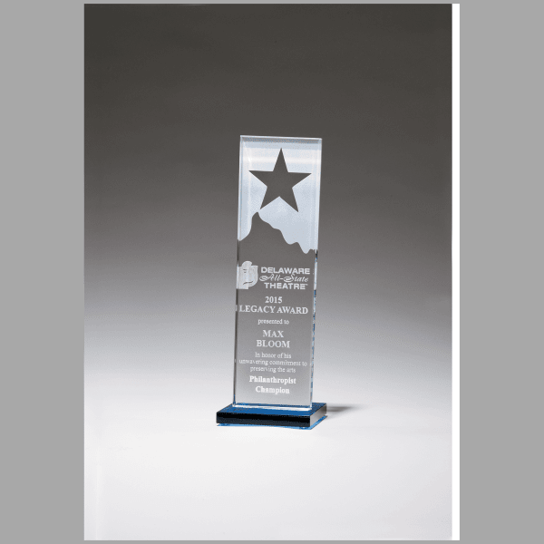3.125" x 9.25" Etched Clear Glass Award w/ Star & Mountain – item G2883