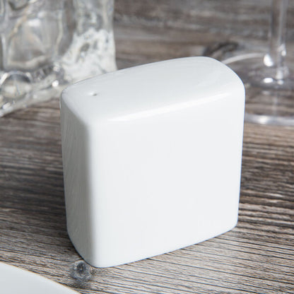 Tuxton GZP-730 TuxTrendz 2.5 oz. Bright China Salt Shaker – item 303GZP730 image 2