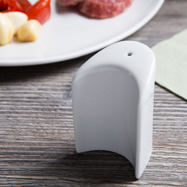 Tuxton GZP-732 TuxTrendz 2.875 oz. White Salt Shaker – item 303GZP732 image 2
