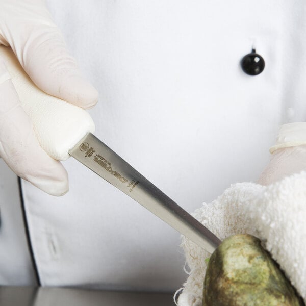 Dexter Russell Oyster Knife w/ White Textured Poly Handle – item 21010463 image 2