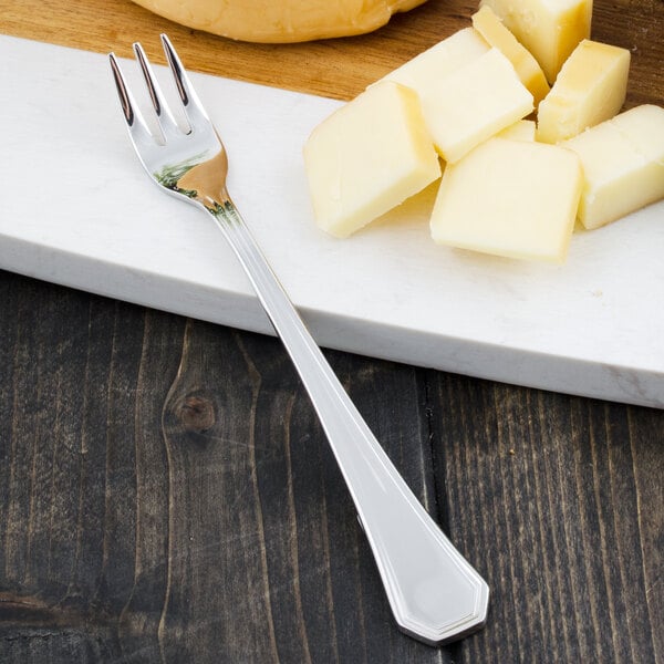 Walco Prim 5 9/16" X-Heavy Cocktail Fork – item 9359715 image 2