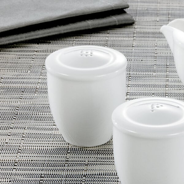 Villeroy & Boch 16-2040-3470 Universal 2 1/4" Salt Shaker – item 982162043470 image 2