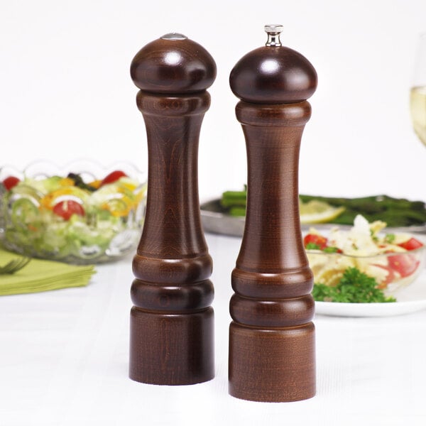 Customizable7 ColorsChef Pepper Mill and Salt Shaker – item 58210100SWL image 2