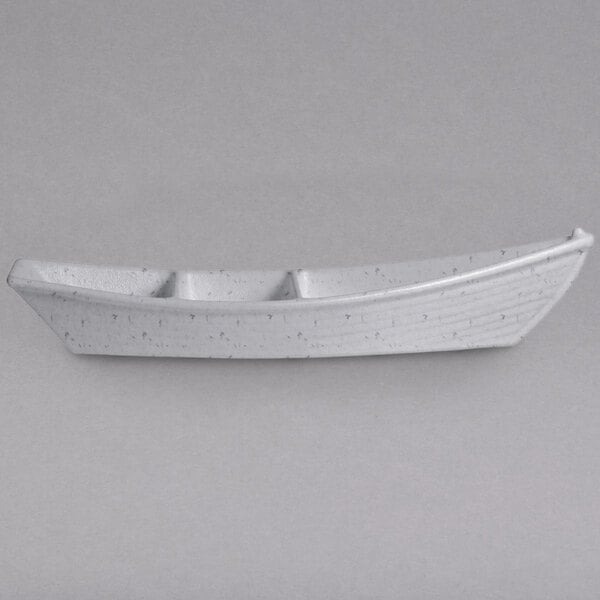 G.E.T. Enterprises BT320-MOD-MW Bugambilia 3.6 Serving Tray – item 302BT320MDMW
