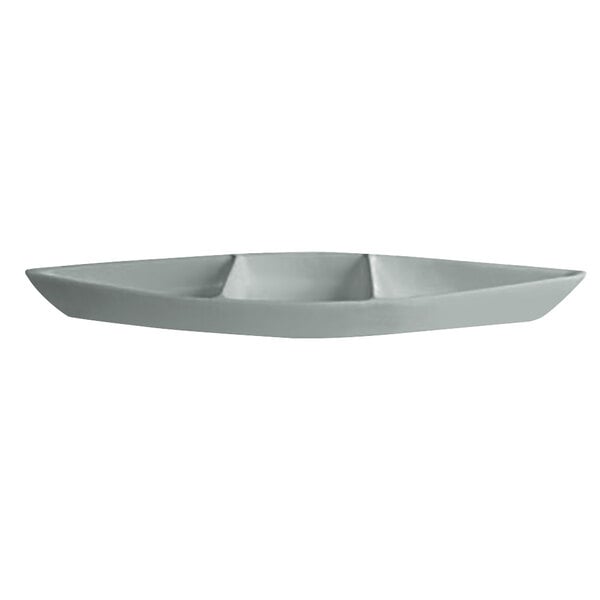 G.E.T. Enterprises BT319ST Bugambilia 6.9 Qt. Serving Tray – item 302BT319ST