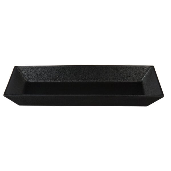 G.E.T. Enterprises BUD13BB Bugambilia 19 Serving Platter – item 302BUD13BB