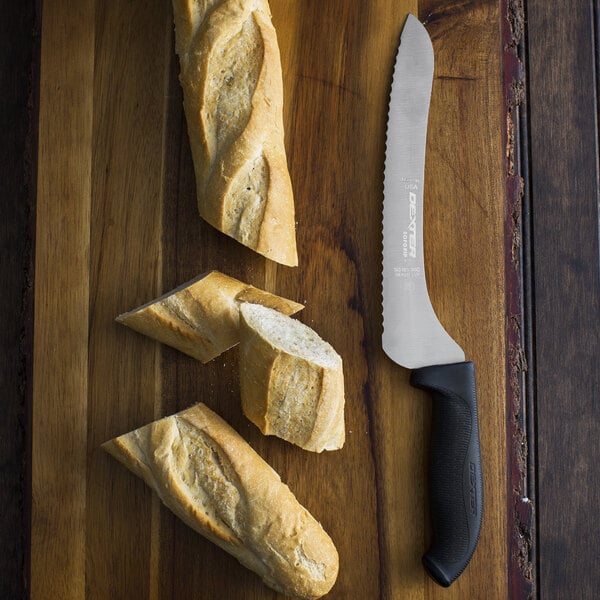 Dexter-Russell 24423B SOFGRIP 9" Scalloped Sandwich Knife – item 21024423B image 2