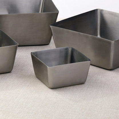 American Metalcraft 30 oz. Stainless Square Serving Bowl – item 124SSQ53