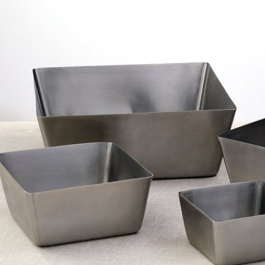 American Metalcraft 254 oz. Stainless Square Serving Bowl – item 124SSQ117