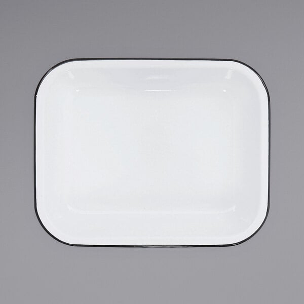Crow Canyon Home V22BLA Vintage 2 Qt. White Serving Tray – item 206V22BLA
