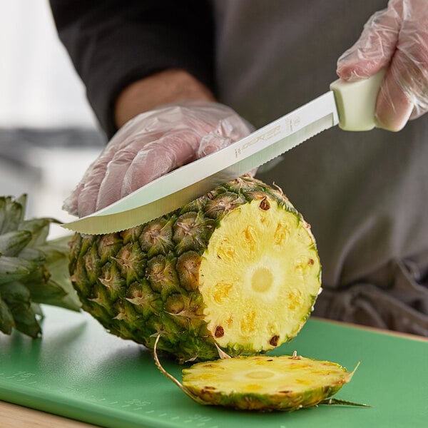 Dexter-Russell 13563 Sani-Safe 9" Scalloped Slicing Knife – item 21013563 image 2