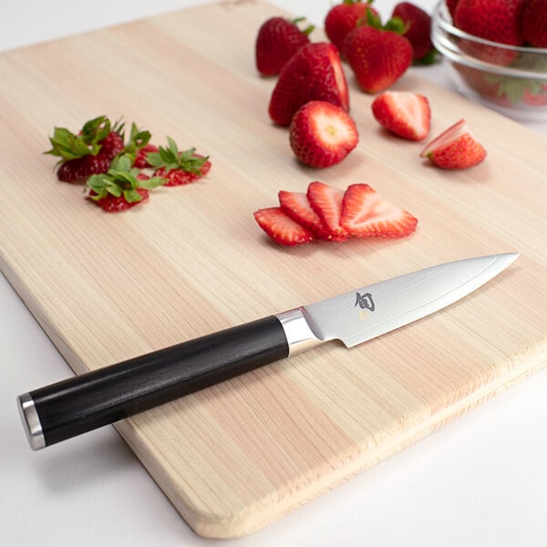 Shun DM0700 Classic 3 1/2" Paring Knife w/ Wood Handle – item 921DM0700 image 2