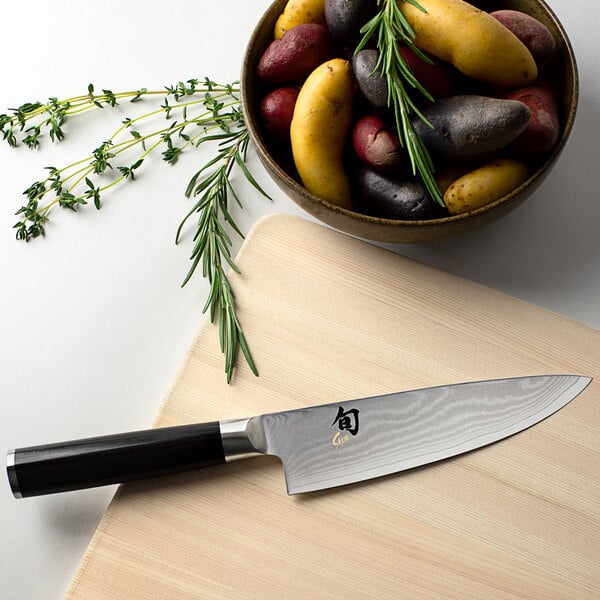 Shun DM0723 Classic 6" Chef Knife w/ Wood Handle – item 921DM0723 image 2