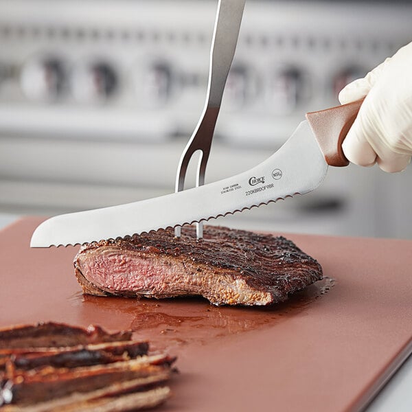 Choice 9" Offset Serrated Edge Bread Knife w/ Handle – item 220KBRDOF9BR image 2