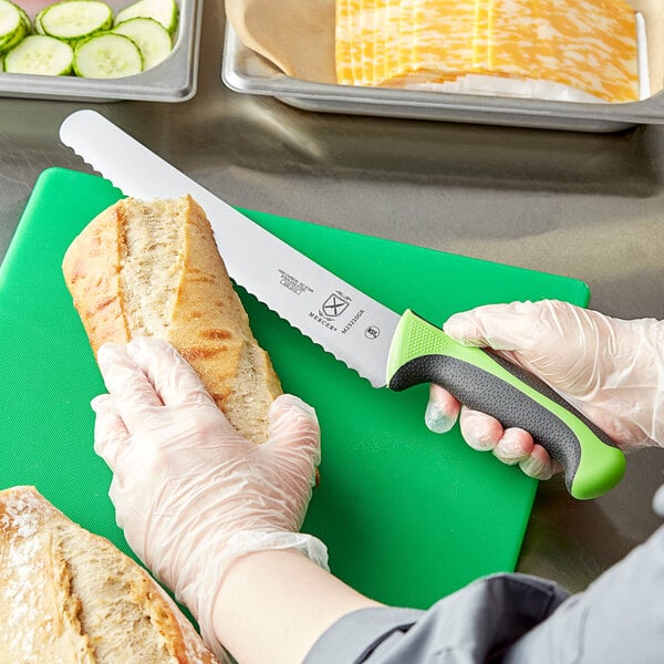 Mercer Culinary M23210GR Bread Knife w/ Green Handle – item 470M23210GR image 2