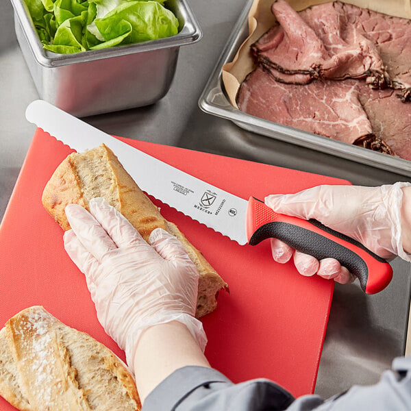 Mercer Culinary M23210RD Bread Knife w/ Red Handle – item 470M23210RD image 2