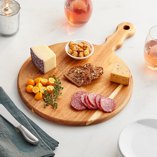 Acopa 11 1/2" Round Acacia Wood Serving Board w/ Handle – item 303SBR12
