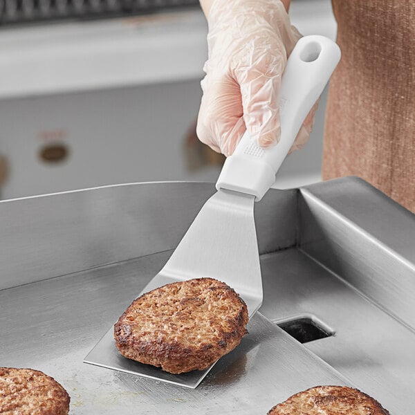 Choice 4" x 3" Beveled Turner w/ White Polypropylene Handle – item 407TRNRSW43 image 2