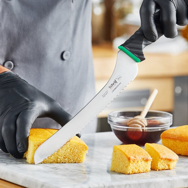 Schraf 9" Serrated Bread Knife w/ TPRgrip Handle – item 220VBRDOFGR9 image 2