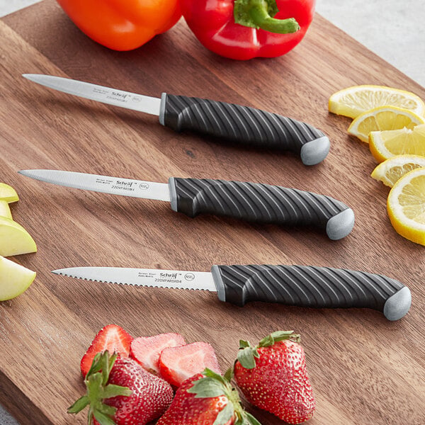 Schraf 4" Paring Knife Set w/ 1 Serrated & 2 Smooth Edge – item 220VPAR4VR3P image 2