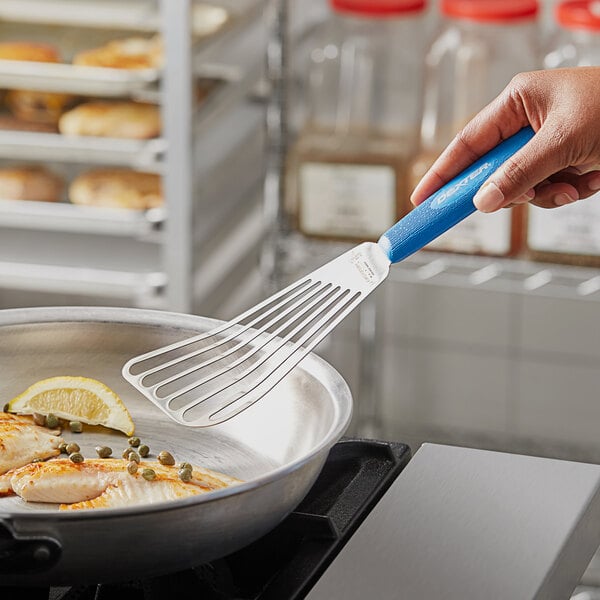 Dexter-Russell 19673H Sani-Safe Cool Blue Fish / Egg Turner – item 21019673H image 2