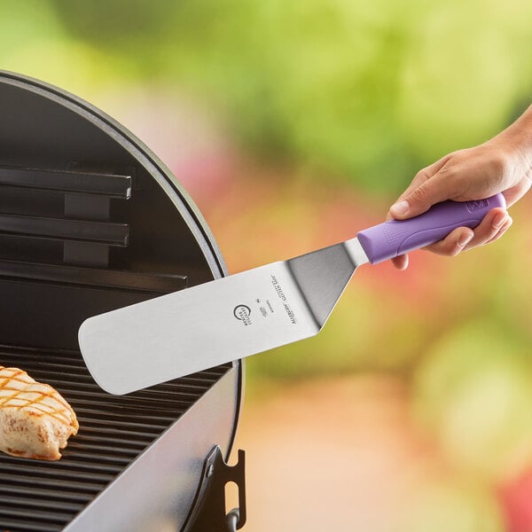 Mercer Culinary Turner w/ Purple Allergen-Free Handle – item 470M18700PU image 2