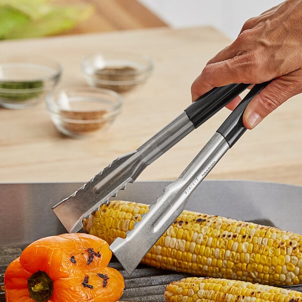 Fourte 9 1/2" Coated Handle Grill Grip Tongs – item 483CGRT9BK image 2