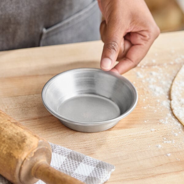 American Metalcraft 4" x 1" Mini 18 Gauge Serving Bowl – item 124475