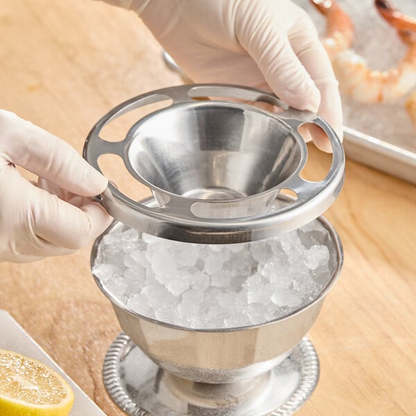 Vollrath 46709 Seafood Supreme Slotted Ring Serving Bowl – item 92246709