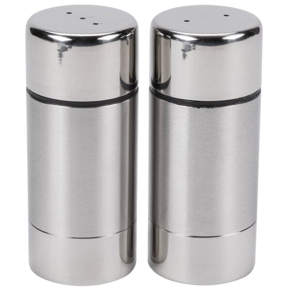 1.5 oz. Round Salt & Pepper Shaker – item 124SP35
