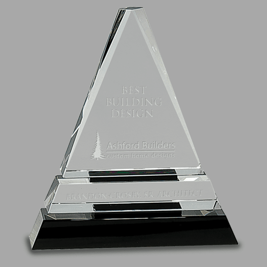 6.5 Crystal Triangle with Black Award – item CRY168M