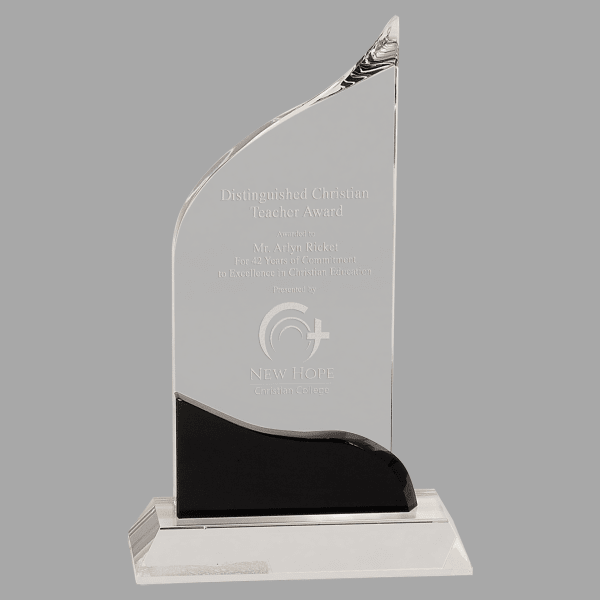 8.5" Crystal Wave with Black Accent Award – item CRY6218M