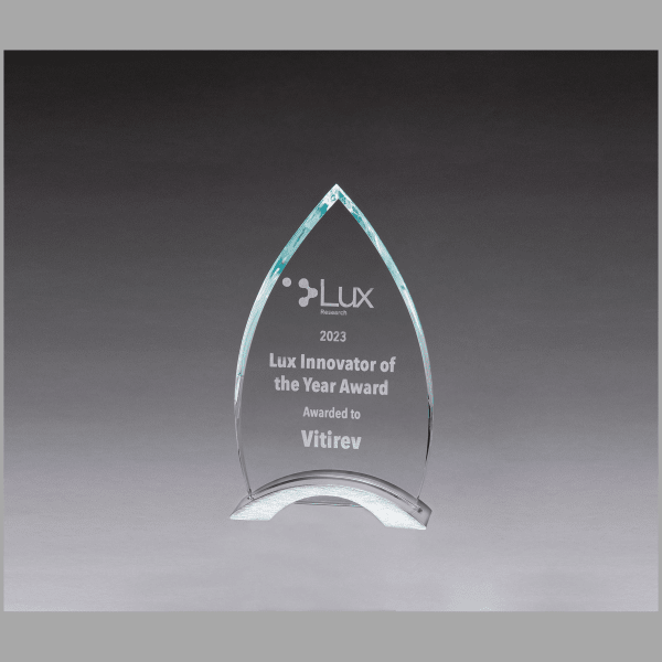4.5" x 7.5" x 0.375" Thick Flame Series Clear Glass Award – item G3156