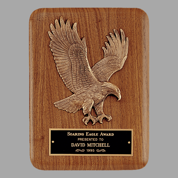 9" x 12" Solid Walnut Plaque w/ Finely Detailed Eagle – item P1682