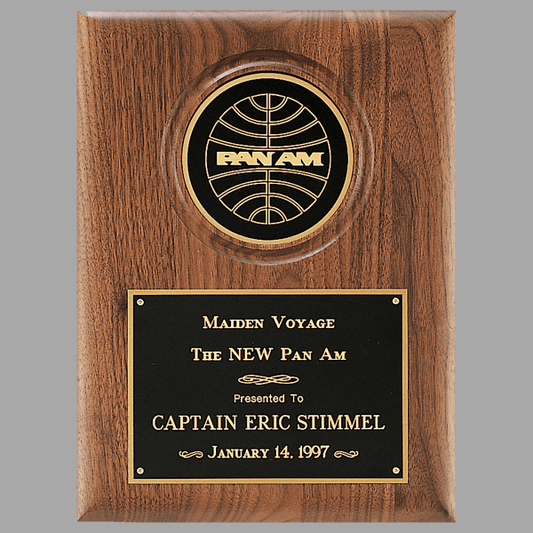 9" x 12" 4" Walnut Plaque w/ Diameter Black Disc – item P3332